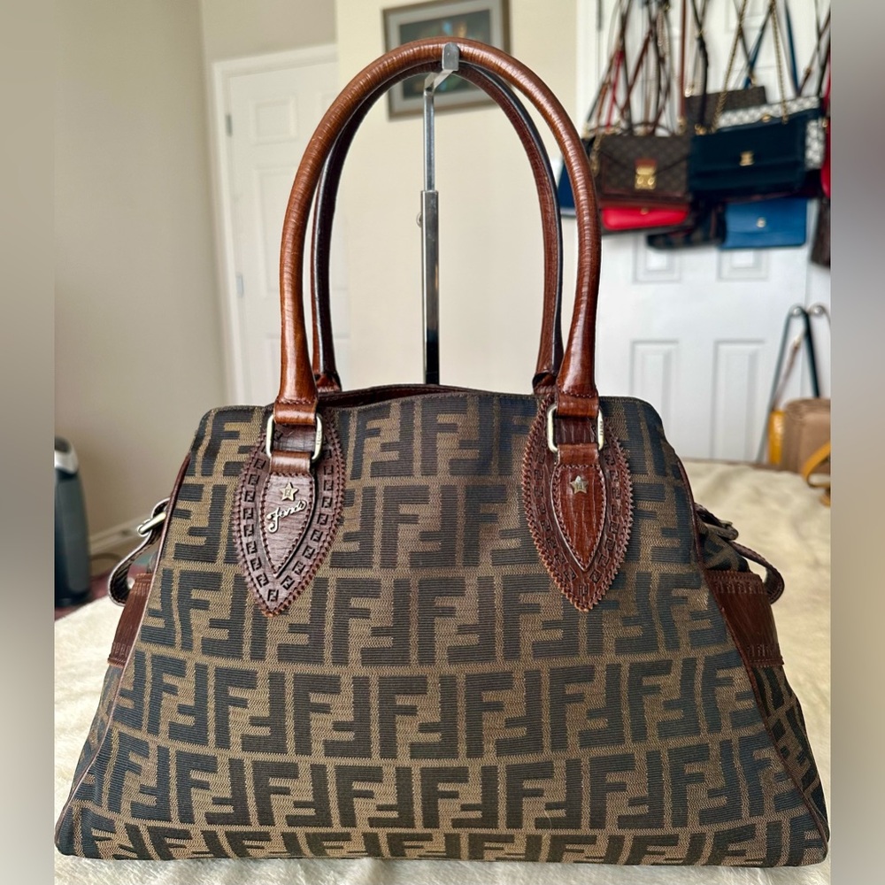 Fendi Zucca Brown Canvas Shoulder/Hand Bag - Picture 2 of 16